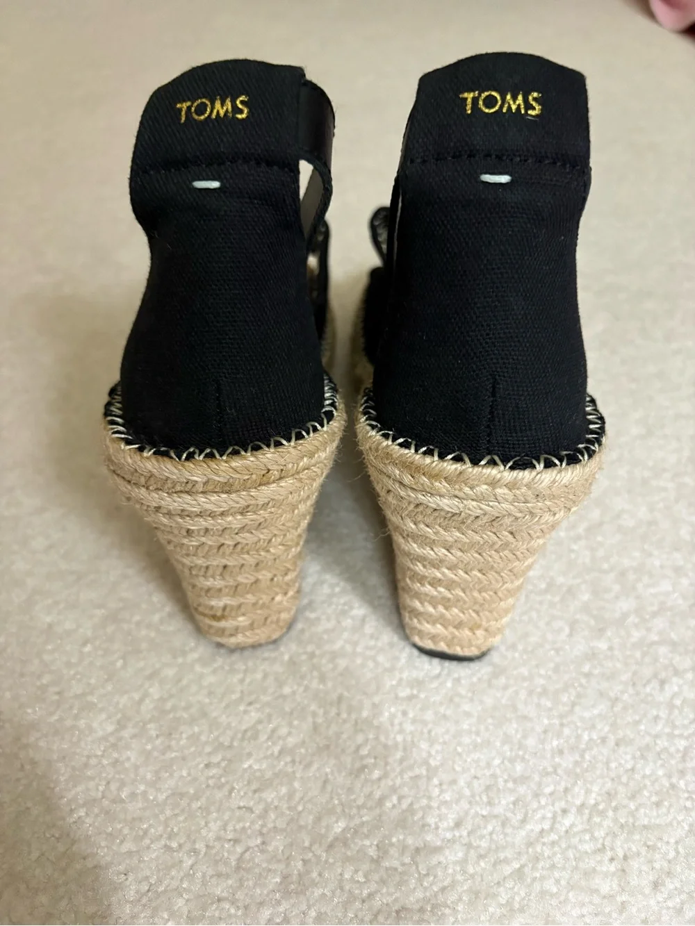 NWOT TOMS Marisol Wedge Espadrilles Black  Size 6 M